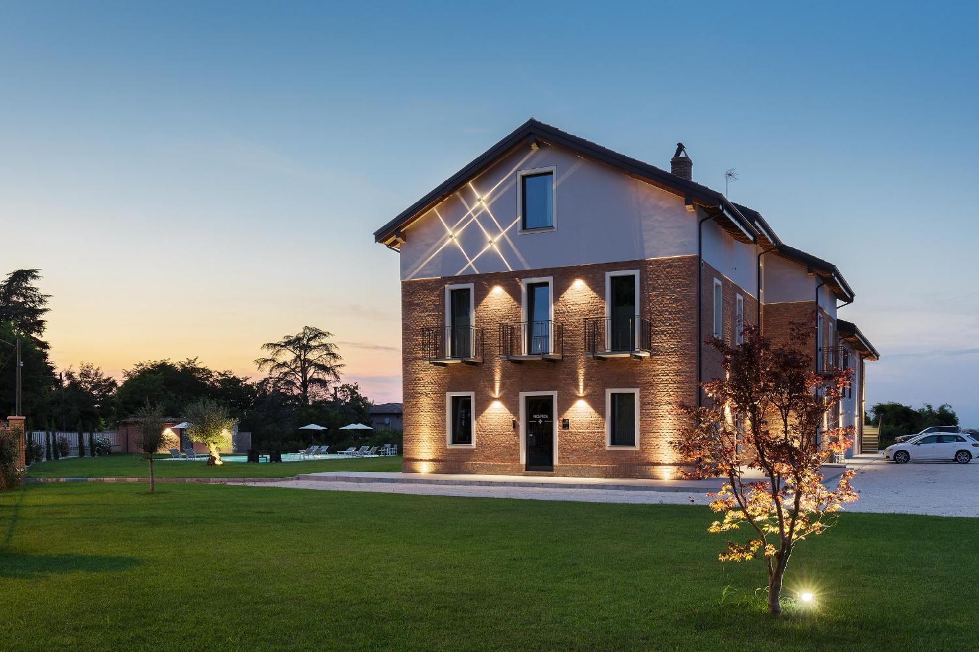 Casale Auriga - Oltrepo' Pavese Bed and Breakfast Codevilla Exteriör bild