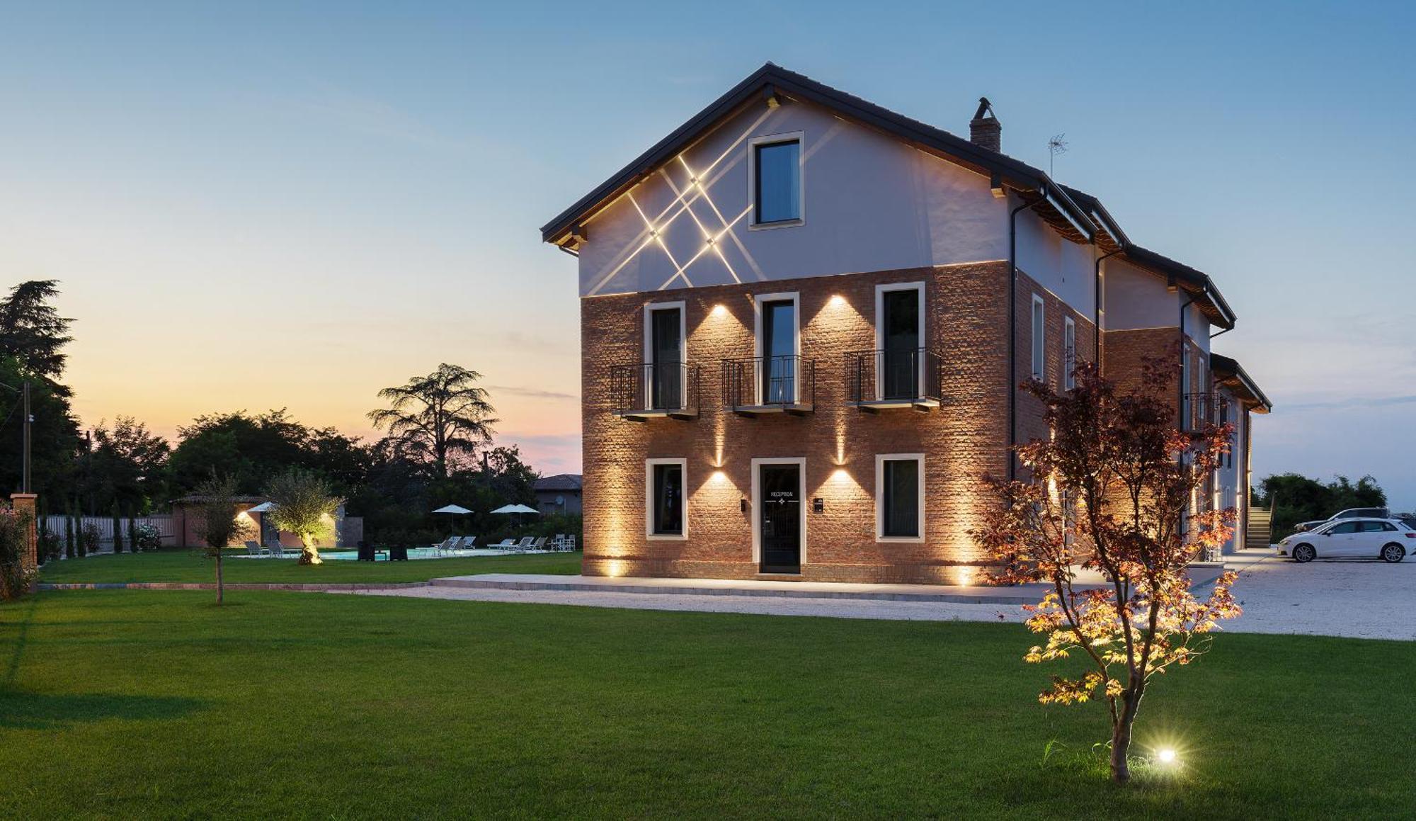 Casale Auriga - Oltrepo' Pavese Bed and Breakfast Codevilla Exteriör bild